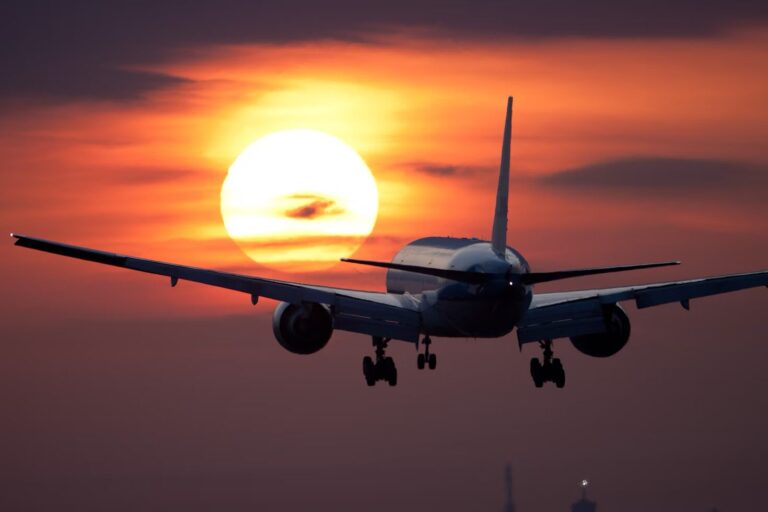 Boeing 777